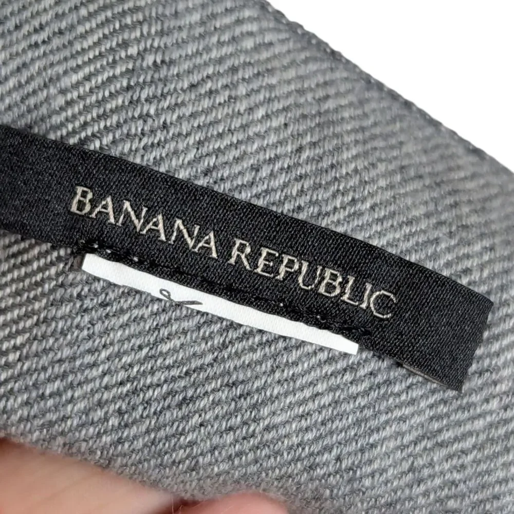 Banana Republic Extra Fine Merino Wool Plaid Scarf One Size Gray Wide Fringed
